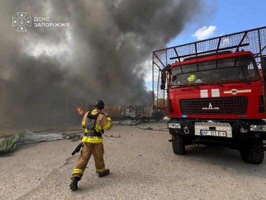 У Запоріжжі після атаки дронів на підприємство постраждали троє людей