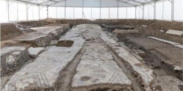 В Італії під рибним ринком знайшли християнську базиліку з мозаїками