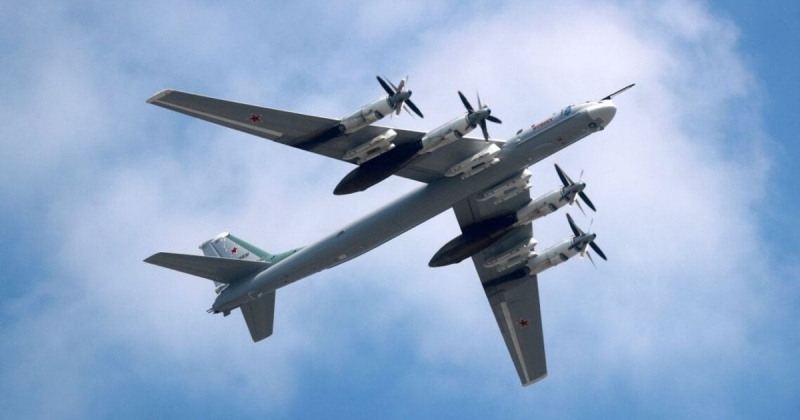 Повністю відірвало хвіст: у СБУ розкрили деталі знищення Ту-95, який бомбив Україну
