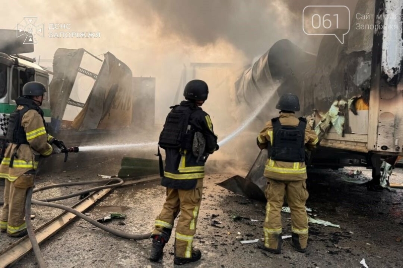 У Запоріжжі після атаки дронів на підприємство постраждали троє людей