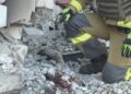 У Запоріжжі під завалами будинку знайшли тіло людини