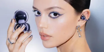 Huawei представила FreeClip 2 S — елегантні навушники відкритого типу зі зміненим зарядним кейсом та відмінним звучанням