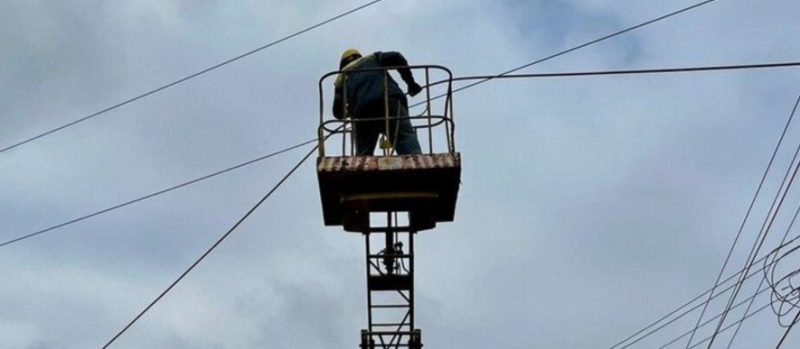Світло повернули не всім: після потужної грози на Тернопільщині тривають аварійні роботи