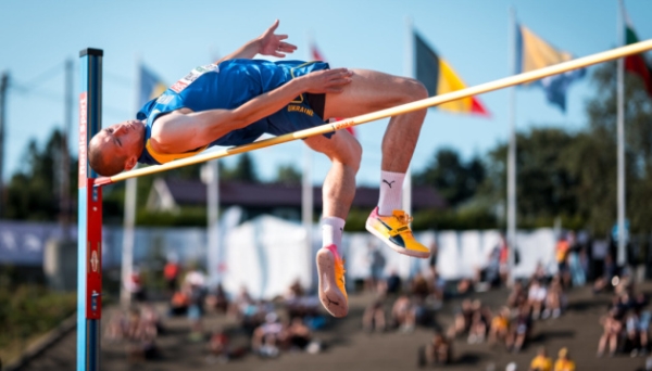 Роман Петрук уперше став чемпіоном України зі стрибків у висоту