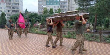 Сум’яни попрощалися із двома захисниками