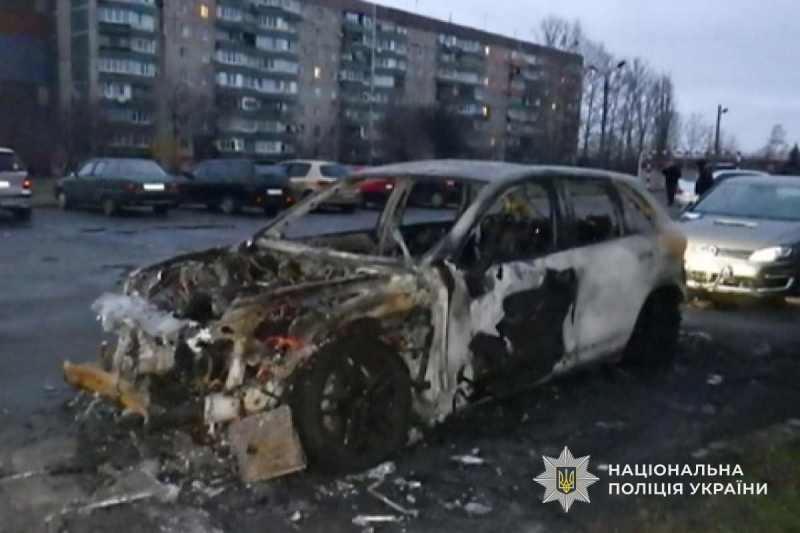 У Кривому Розі 16-річний хлопець палив автівки на замовлення ворога