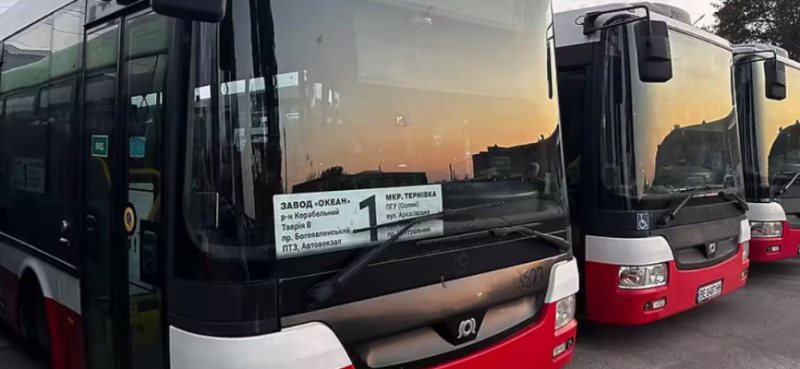 У «Миколаївпастрансі» пояснили, чому автобус №1 може курсувати із затримками