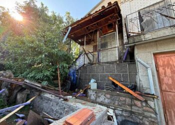 Ворог атакував 2 района Дніпропетровщини: загинула людина