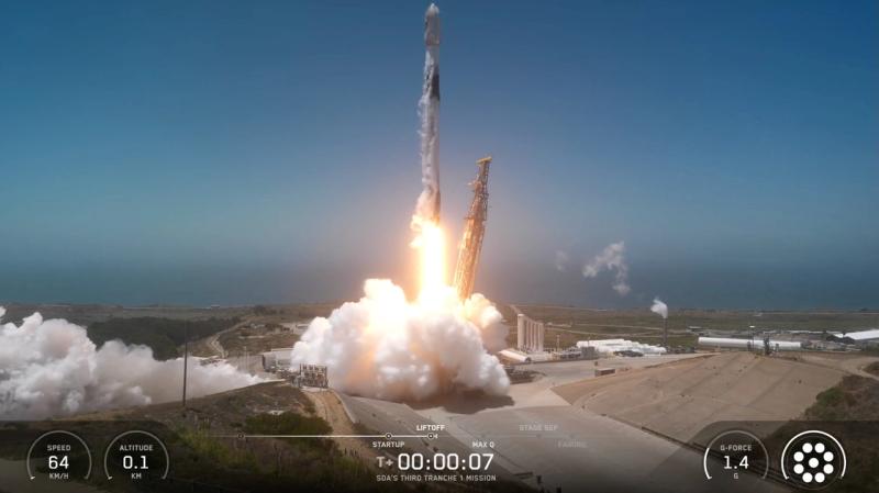 Космічний конвеєр Маска: SpaceX виконала 90-й запуск у 2026 році
