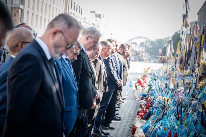 Очільник МЗС Молдови на власні очі побачив російський терор у Києві