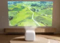 Redmi Projector 5: Xiaomi випустила бюджетні кінотеатри для стелі та стін