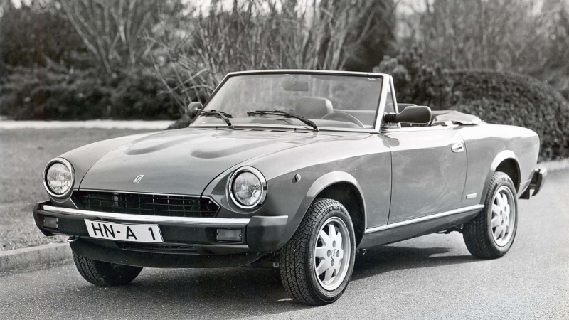 Fiat 124 Sport Spider: Як італійський стиль підкорив Америку та став легендою ралі