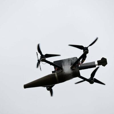 У передмісті Запоріжжя внаслідок атаки по торговельному обʼєкту загинула жінка
