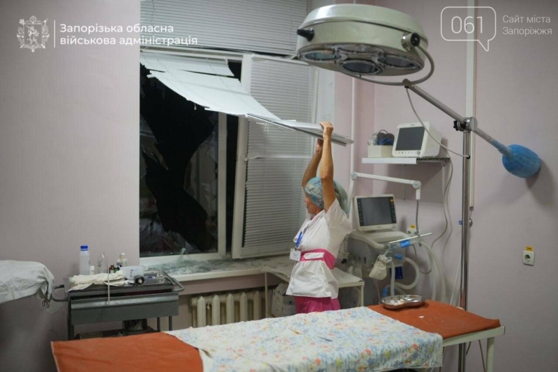 Ворожий дрон вдарив по лікарні у Запоріжжі
