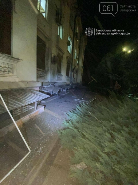 Ворожий дрон вдарив по лікарні у Запоріжжі