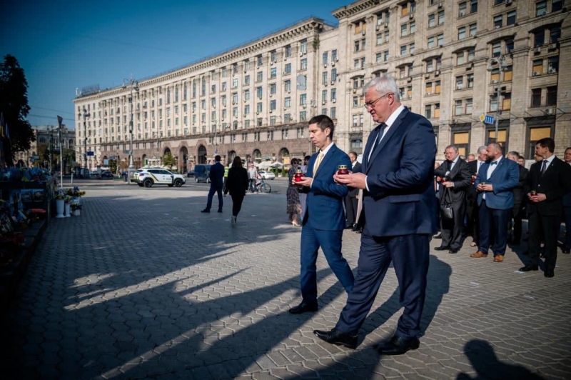 Очільник МЗС Молдови на власні очі побачив російський терор у Києві