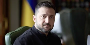Безпілотник з автономною системою наведення в польоті