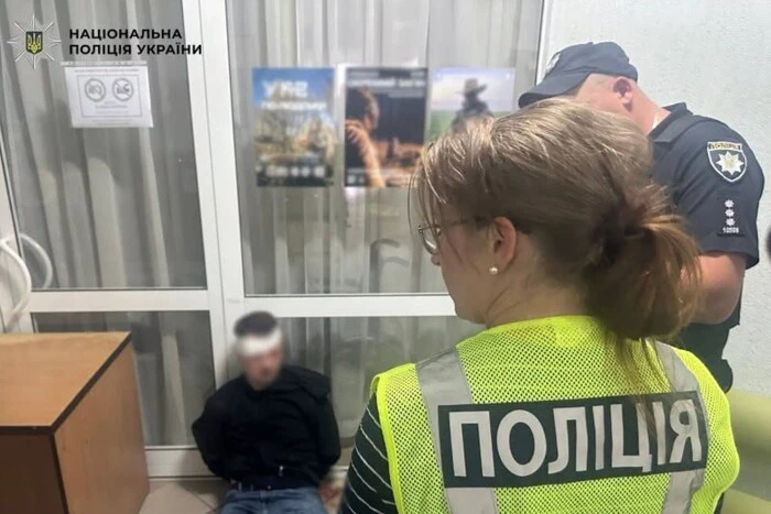 Завдав 17 ударів ножем лікарці ВЛК у Києві: нападнику загрожує довічне ув'язнення