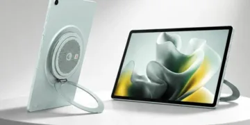 Motorola представила Moto Pad 70 Groove — недорогий планшет із вбудованою колонкою JBL і синхронним перекладом на сорок мов