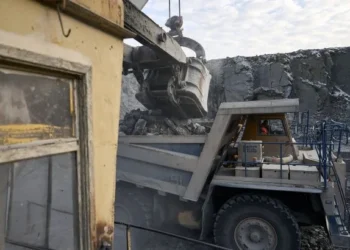 Кар'єр з розкривними породами гірничодобувного підприємства