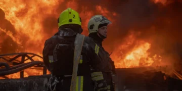 Наслідки ракетного удару по промисловому об'єкту
