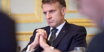 Наслідки удару по торговельному центру в Кривому Розі