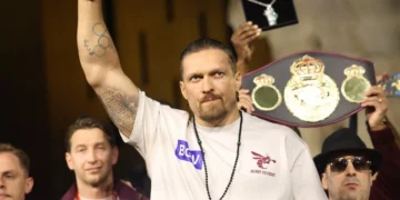 Олександр Усик готується до наступного поєдинку