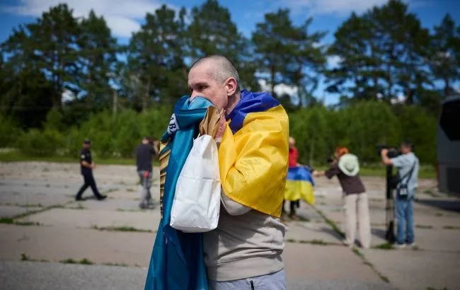 Омбудсмен коментує ситуацію з полоненими на пресконференції