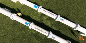 Підводний газопровід із пошкодженою трубою на морському дні