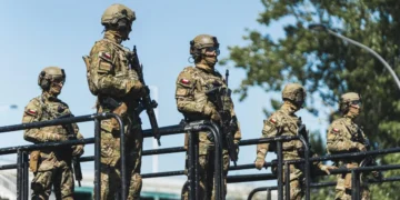 Польський військовий на кордоні з Росією