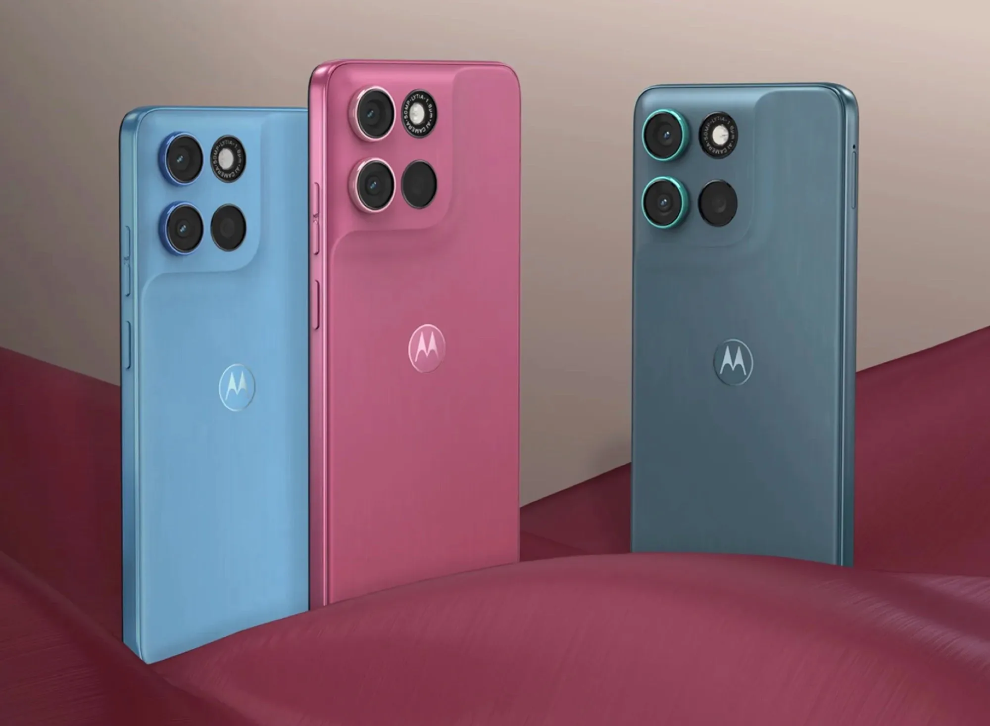 Порівняння бюджетних моделей Motorola на столі