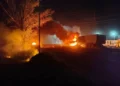 Пошкоджена дорожня інфраструктура після нічного обстрілу