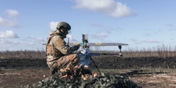 Пошкоджені цехи оборонного підприємства після нічної атаки