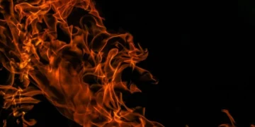 Пошкоджений житловий будинок після вибуху