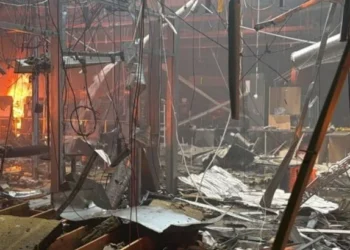Пожежа після атаки на торговельний центр