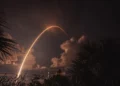 Ракетний прискорювач після успішної посадки