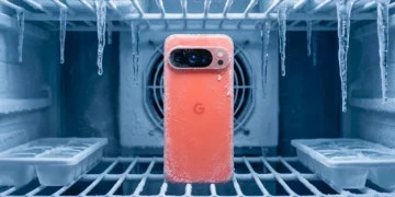 Смартфон Google Pixel 11 Pro на тестовому стенді