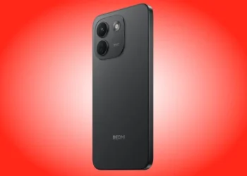 Смартфон Redmi Note 17 Pro Max на презентаційному фоні