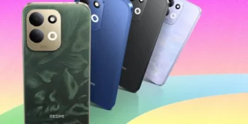 Смартфон Xiaomi Redmi 17 на столі