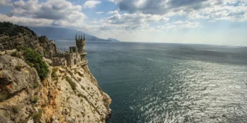 Українські бійці на позиції під час бойових дій
