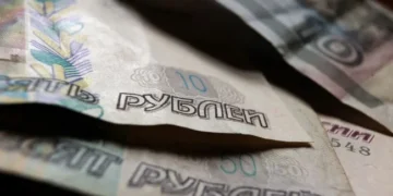 Валютний обмінник із курсами долара та євро