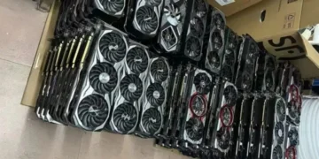 Відеокарта Nvidia на робочому столі техніка