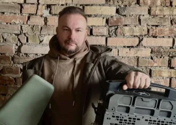 Зруйнований продовольчий склад після ракетного удару