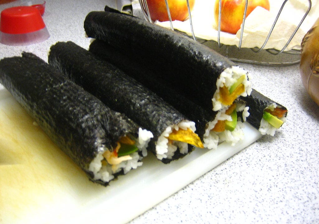 Вегетаріанські роли Sushi Master у Харкові: чим здивує меню без риби