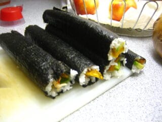 Вегетаріанські роли Sushi Master у Харкові: чим здивує меню без риби