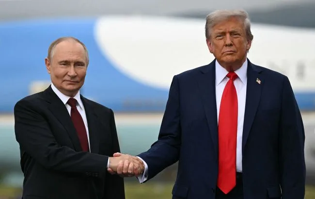Двопартійна група сенаторів вимагає від Трампа скасувати запрошення Путіна на G20