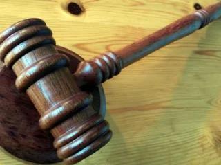 Угода з прокурором дозволила організаторам борделів у Львові уникнути в’язниці за донати на ЗСУ