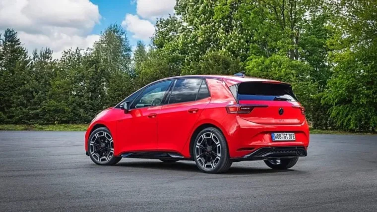 Volkswagen ID.3 GTI перетворює легендарний хот-хетч на електричний задньоприводний спорткар