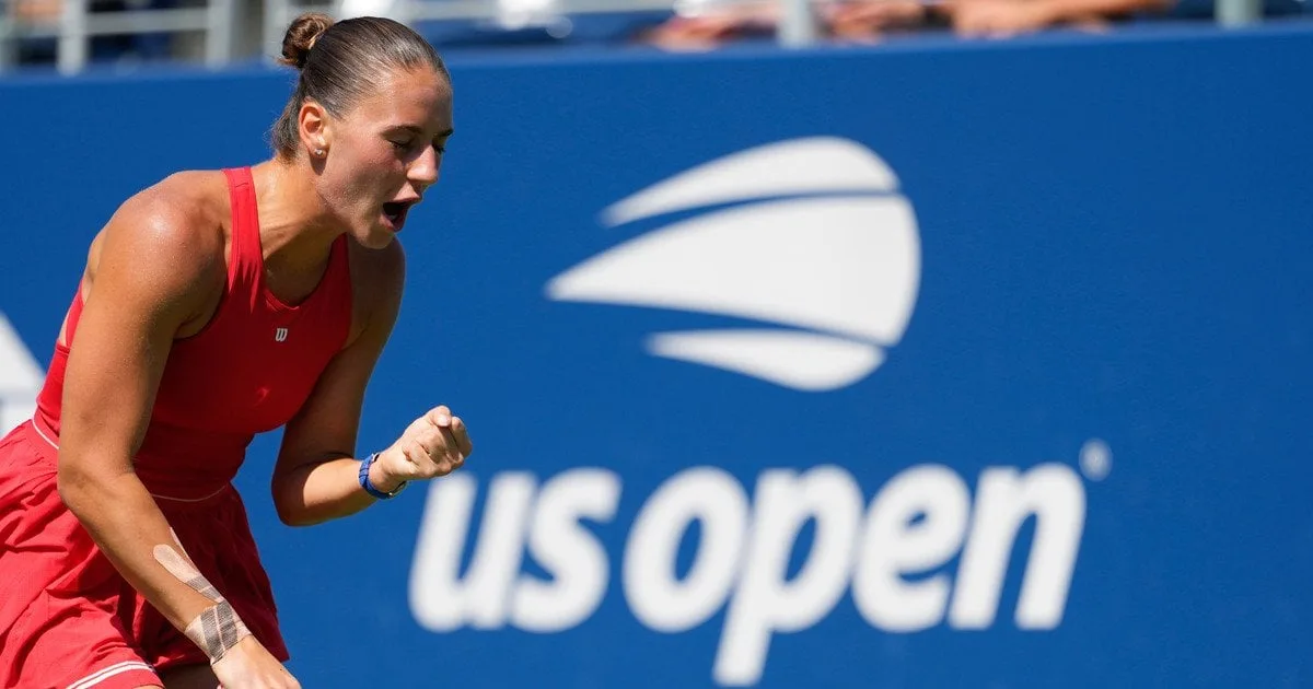 Марта Костюк святкує перемогу на корті US Open