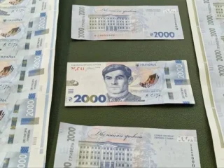 Банкнота 2000 гривень не пов’язана з курсом гривні, пояснює аналітик